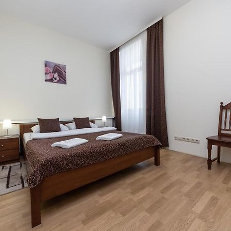 קייב Mini-Hotel Guest Residence מראה חיצוני תמונה