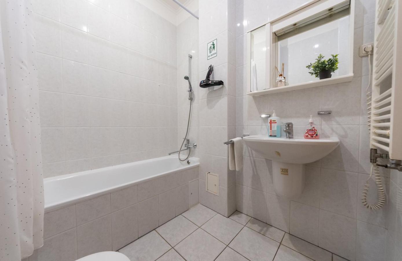 קייב Mini-Hotel Guest Residence מראה חיצוני תמונה